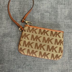 Michael Kors wristlet